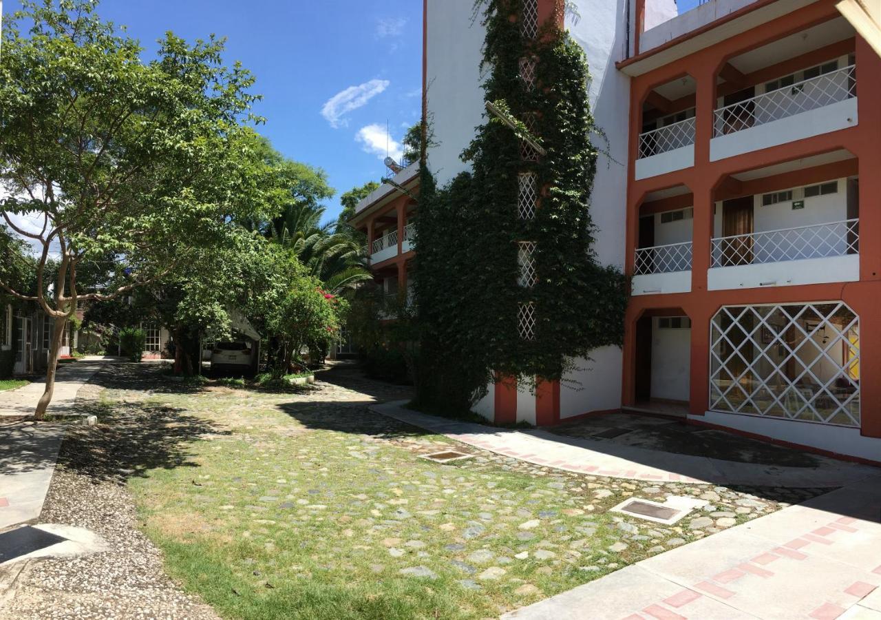 Hotel Bugambilias Oaxaca Kültér fotó